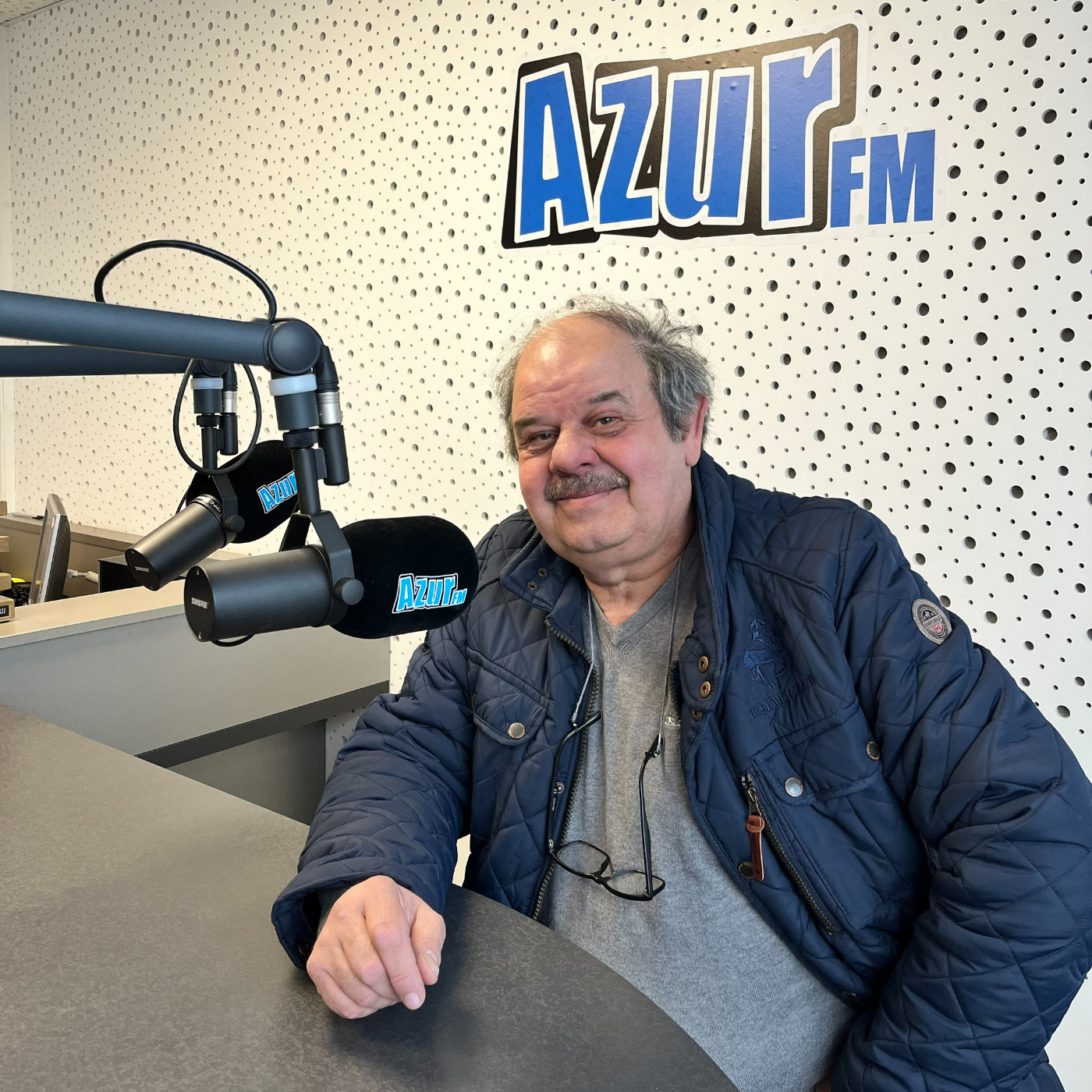 4 Jeudi.png (3.68 MB)